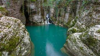Агурские водопады Сочи. Лечебный сероводород.