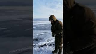 Рыбалка на омуля на Байкале!