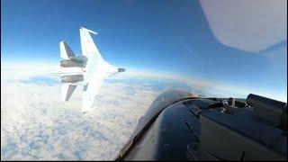 Су-35С хорошенько потрепал нервы! F-16, который вылетел на сопровождение российского самолёта ТУ-95