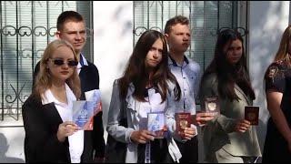 30 сентября 14-летние жители Луганской Народной Республики получили свои первые паспорта